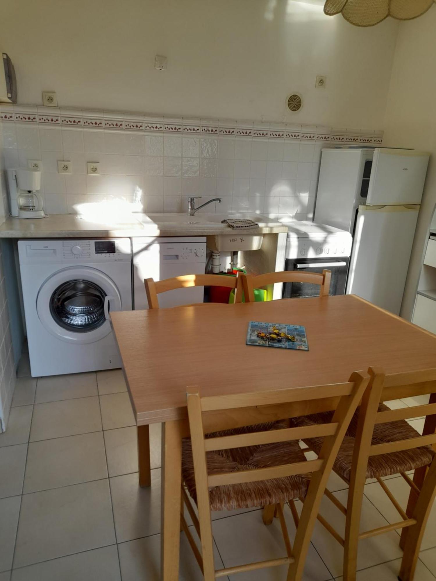 Chambres D'Hotes Chez Cecile A Lagnes Dış mekan fotoğraf